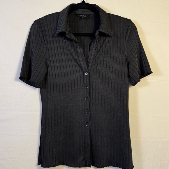 Club Monaco Black Button Down Shirt Womens Size M - Picture 1 of 4